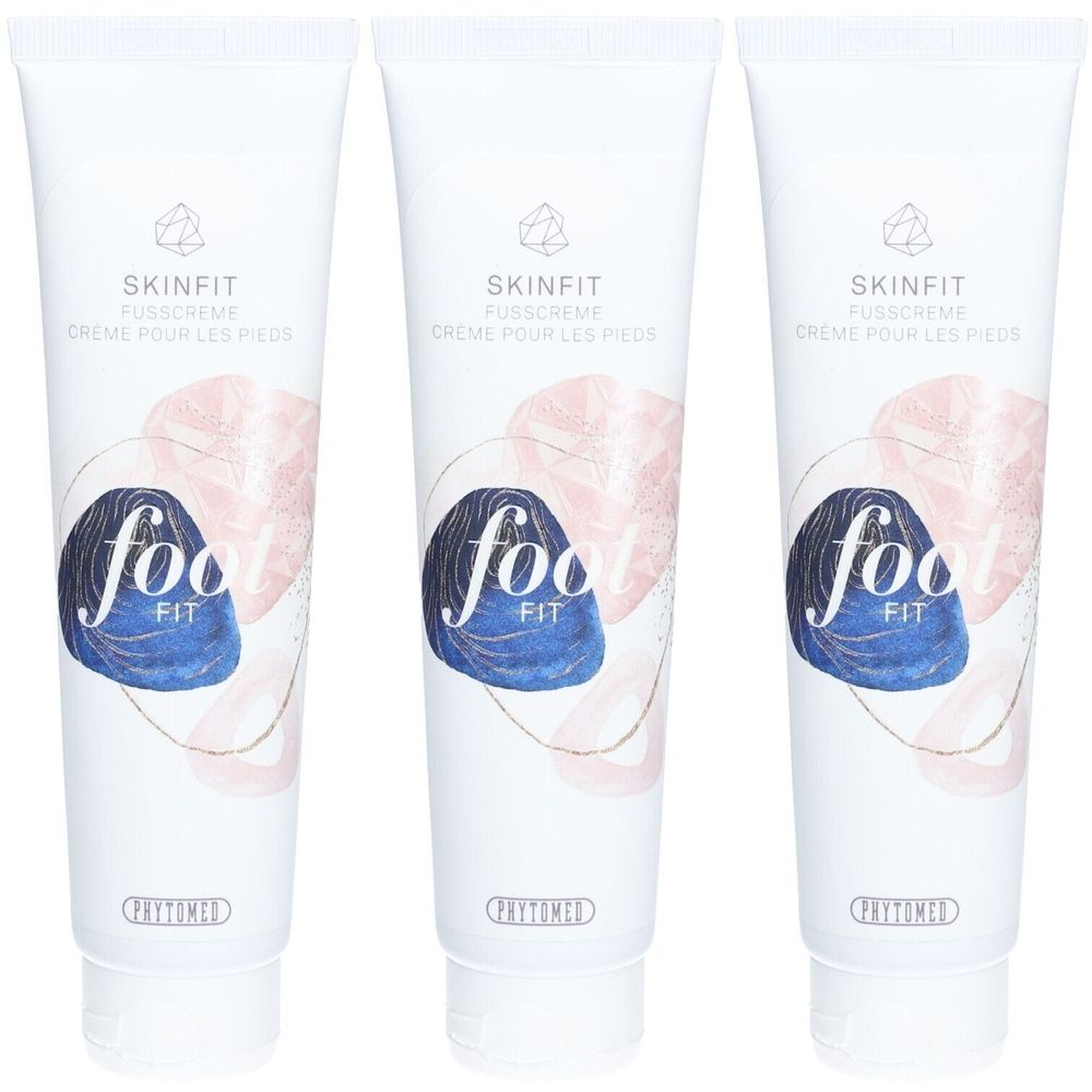 Trois tubes blancs de crème pour les pieds Skinfit. Chaque tube présente un motif bleu et rose avec le mot footFIT.