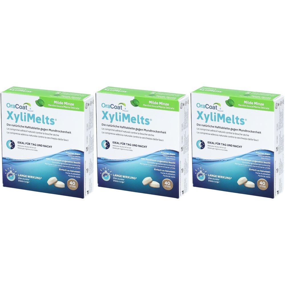 Trois boîtes OraCoat XyliMelts. Le nom du produit, la marque et le nombre 40 sont visibles sur chaque boîte. Des comprimés blancs sont visibles.