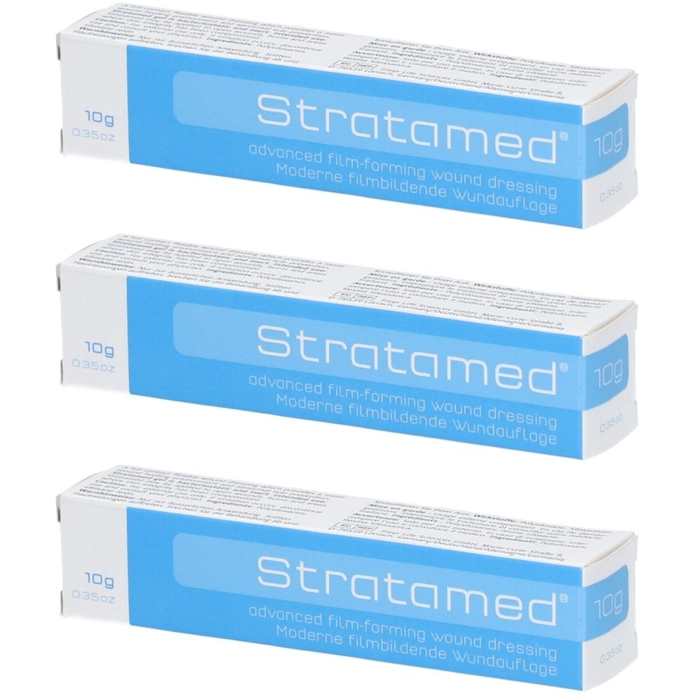 Trois boîtes de STRATAMED®. Emballage bleu et blanc. Inscription : 10g, Stratamed, advanced film-forming wound dressing, Moderne filmbildende Wundauflage.