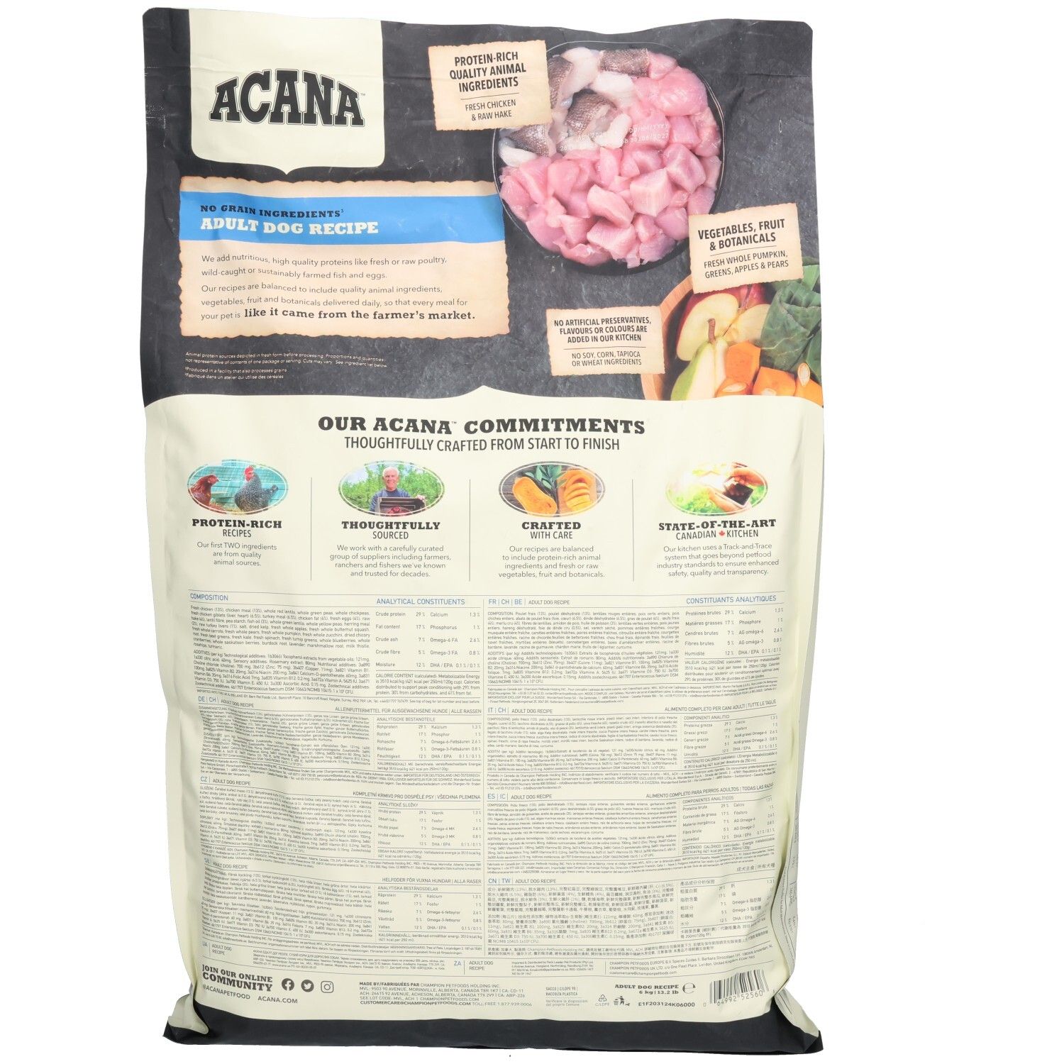 Sac de nourriture pour chiens ACANA. Visuels de viande et légumes. Texte: Adult Dog Recipe. Verso avec texte et logos.