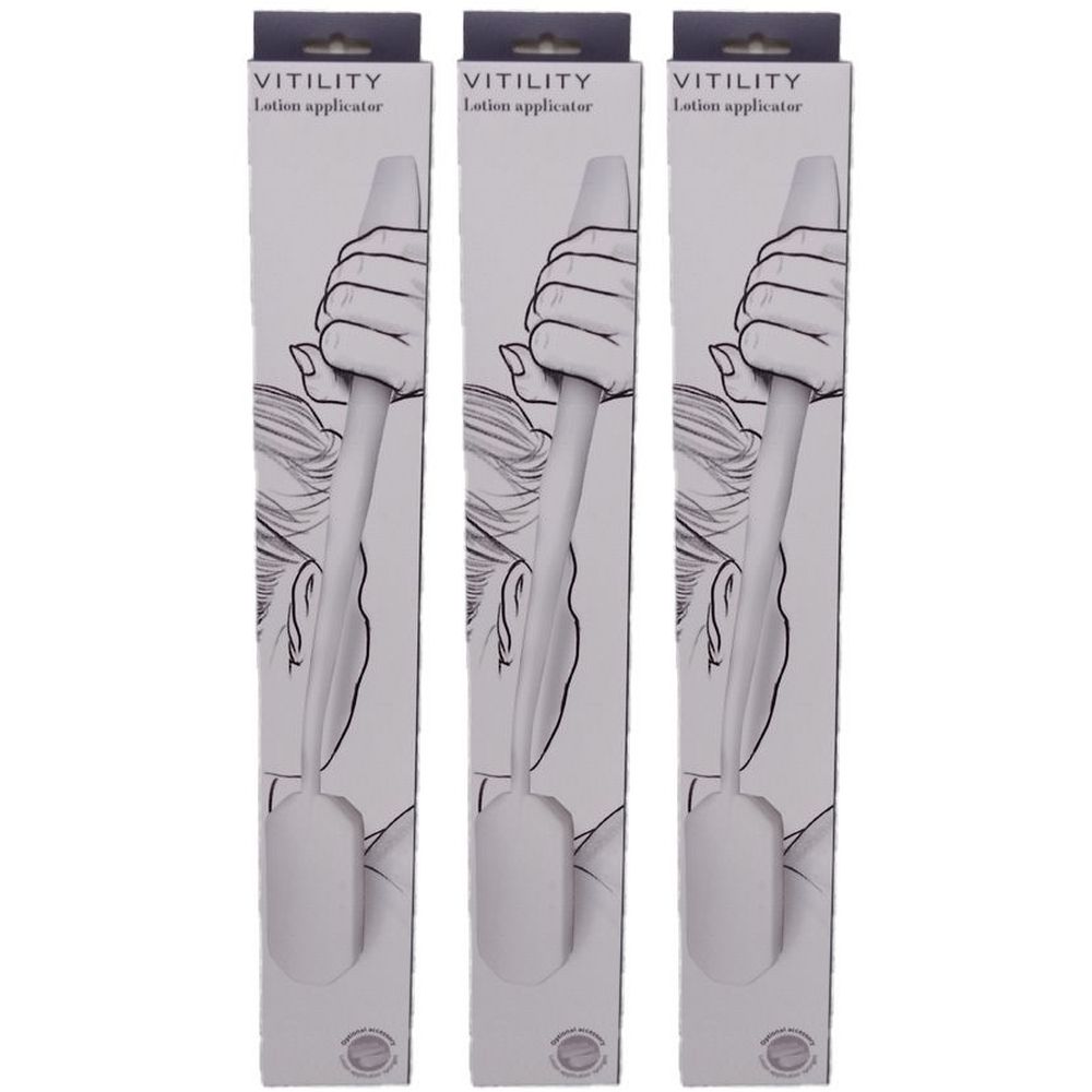 Trois emballages de l'applicateur de lotion VITILITY. Chaque emballage présente une illustration du produit et d'une main le tenant.