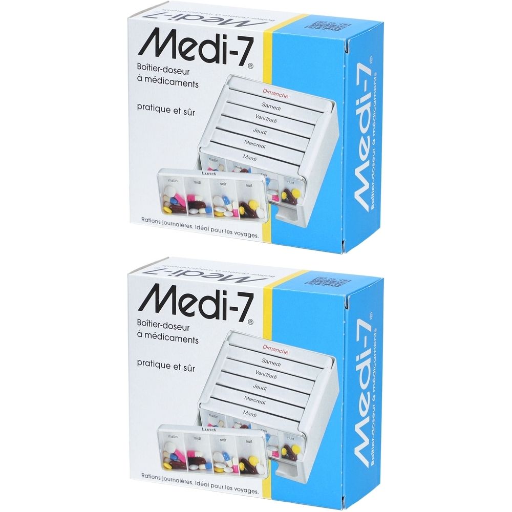Deux boîtes de médicaments Medi-7. Boîte blanche avec compartiments journaliers et pilules. Emballage bleu avec nom du produit.