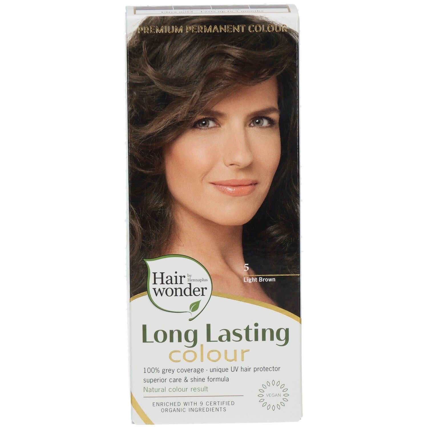 Boîte de coloration capillaire Henna Plus Long Lasting Colour, brun clair. Image d'une femme aux cheveux bruns. Sans parabène.