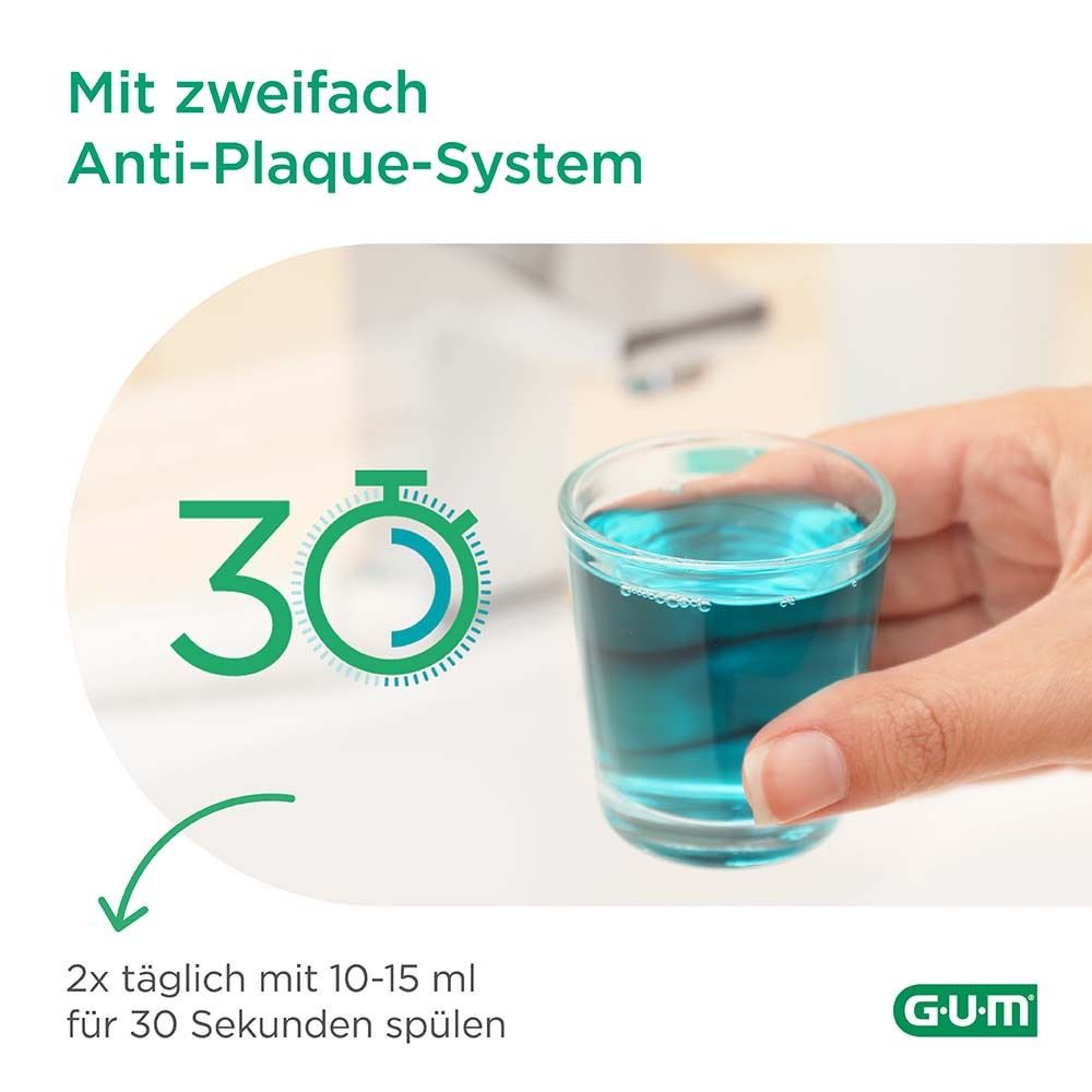 Verre avec liquide bleu. 30 secondes. Rincer 2x par jour avec 10-15 ml.