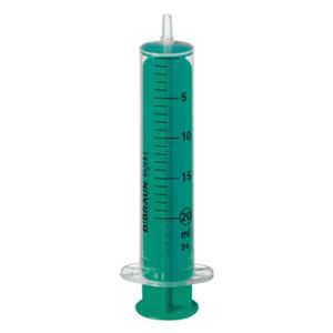 Seringue à cône excentrique. Vert, transparent, avec échelle. Marque : B. Braun Injekt. 20 ml.