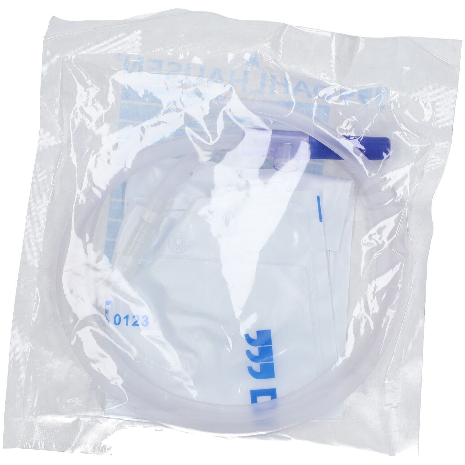 Pochette d'urine D4, emballée dans un film transparent. Tube, poche et détails bleus visibles. Stérile.