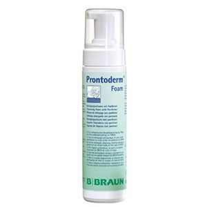 Flacon de Prontoderm® Foam avec pompe. Étiquette blanche avec nom du produit et logo. Logo B. Braun.