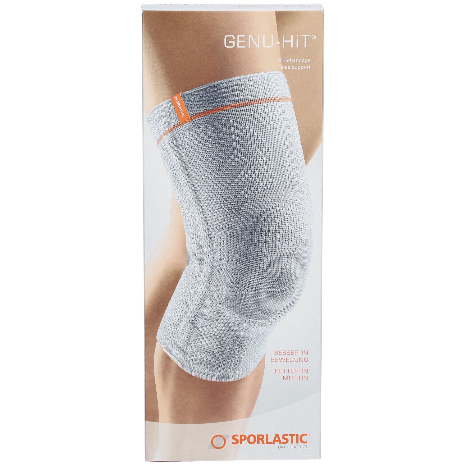 Genouillère GENU-HIT® Gr. 4 plantinum. Gris clair, accents orange. Portée par une personne, debout.
