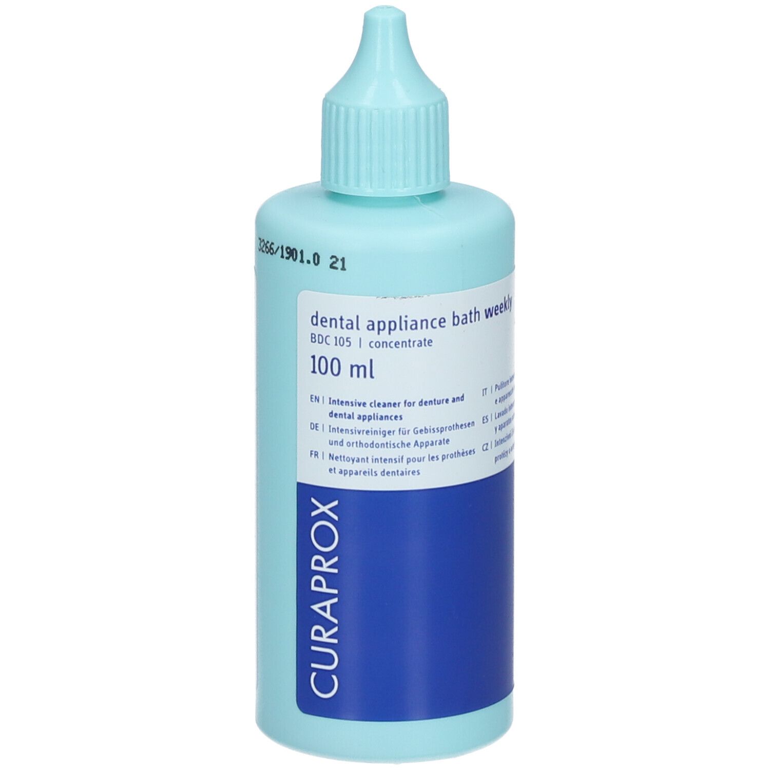 Flacon bleu clair avec bouchon doseur. Inscription : dental appliance bath weekly, 100 ml, CURAPROX.