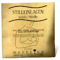 Emballage de coussinets d'allaitement soie/laine. Texte: Stilleinlagen, Seide-Wolle, Aus 100% reiner Wolle und Bouretteseide. Medesign.