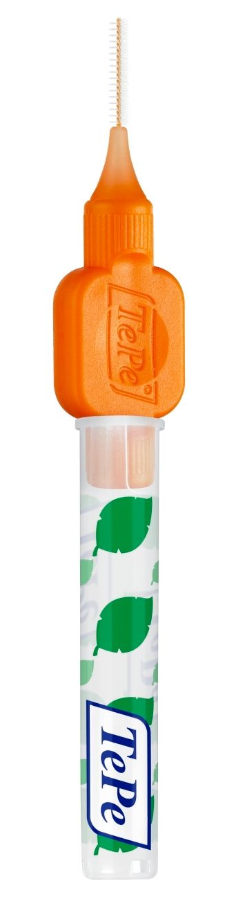 Brossette interdentaire orange avec contenant transparent. Logo et feuilles vertes sur le contenant.