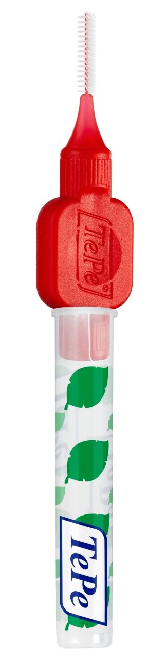 Brossette interdentaire rouge avec tête de poils blancs, marque TePe. Dans étui transparent à motifs de feuilles.