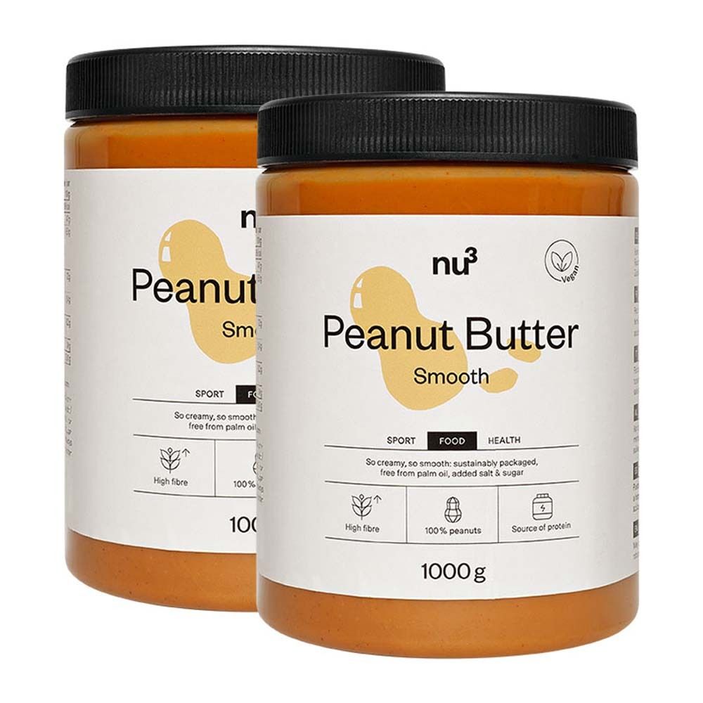 Deux pots de beurre de cacahuète nu3 smooth. Couvercle noir, étiquette blanche avec informations et logo.