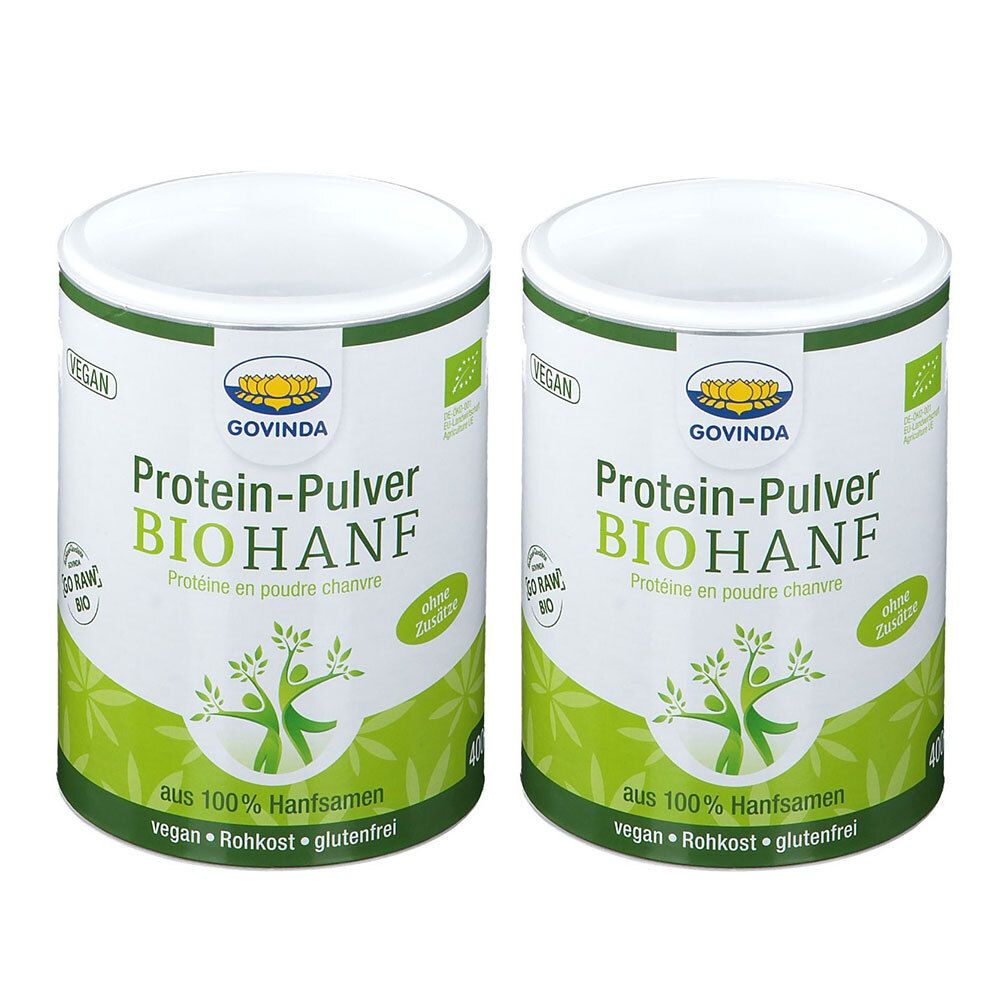 Deux boîtes de poudre de protéines de chanvre bio Govinda. Boîtes blanches avec étiquettes vertes. Inscription : Protein-Pulver BIOHANF, vegan, Rohkost, glutenfrei.