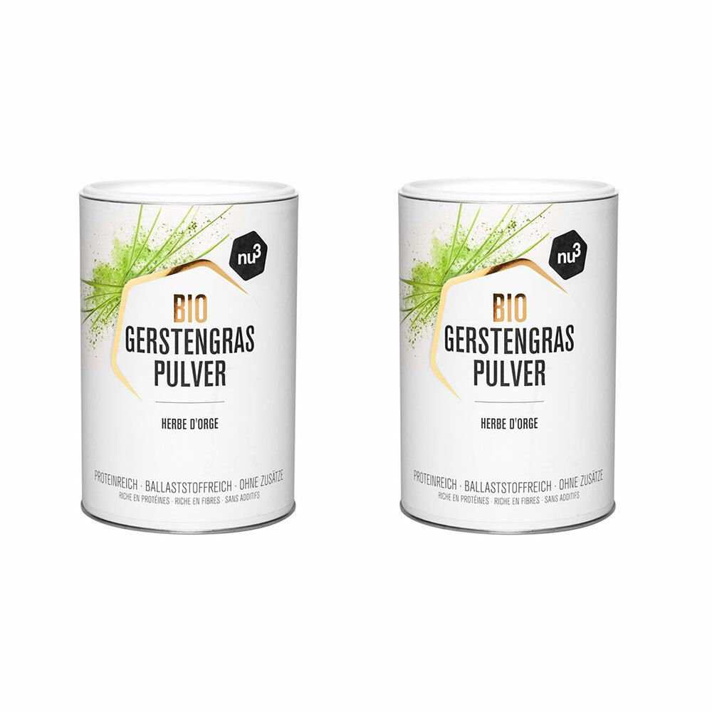 Deux boîtes de nu3 Bio Gerstengras Pulver. Boîtes blanches avec des accents verts et des informations sur le produit. "BIO Gerstengras Pulver" est visible.
