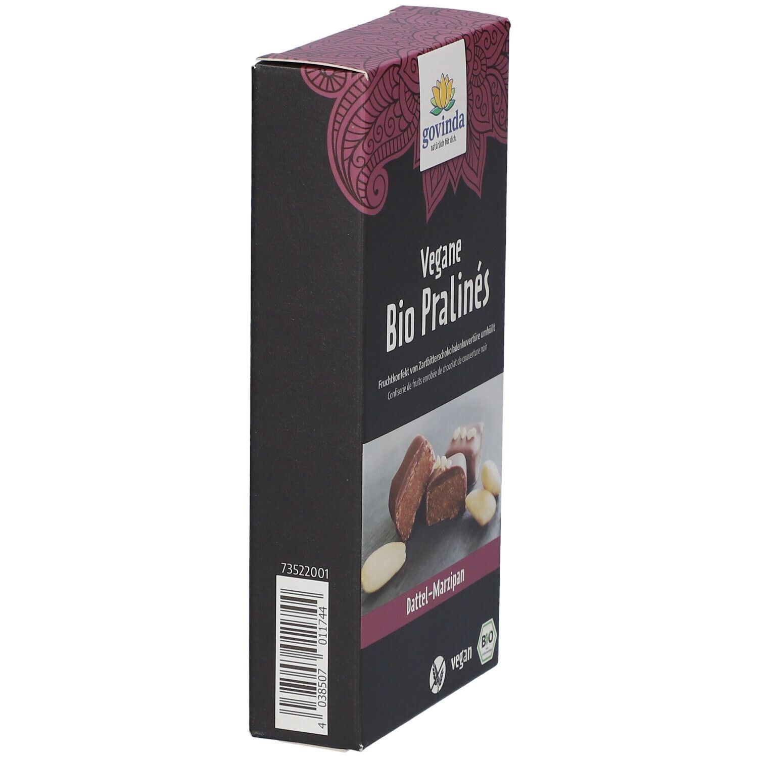 Boîte de Pralinés Bio vegan. Vue latérale. Inscription: Dattel-Marzipan. Logo bio et vegan. Code-barres.