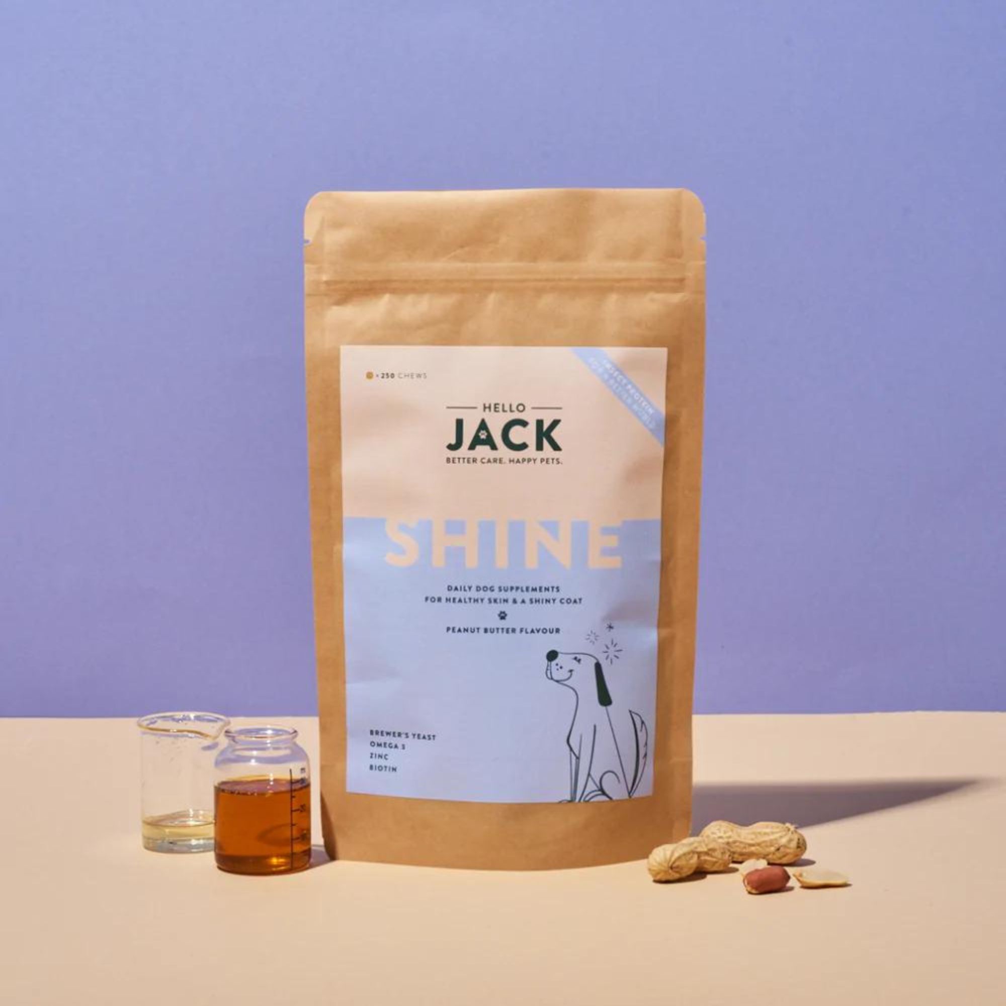 Sachet "Hello Jack Shine" avec accessoires. Deux verres et cacahuètes. Saveur beurre de cacahuète.