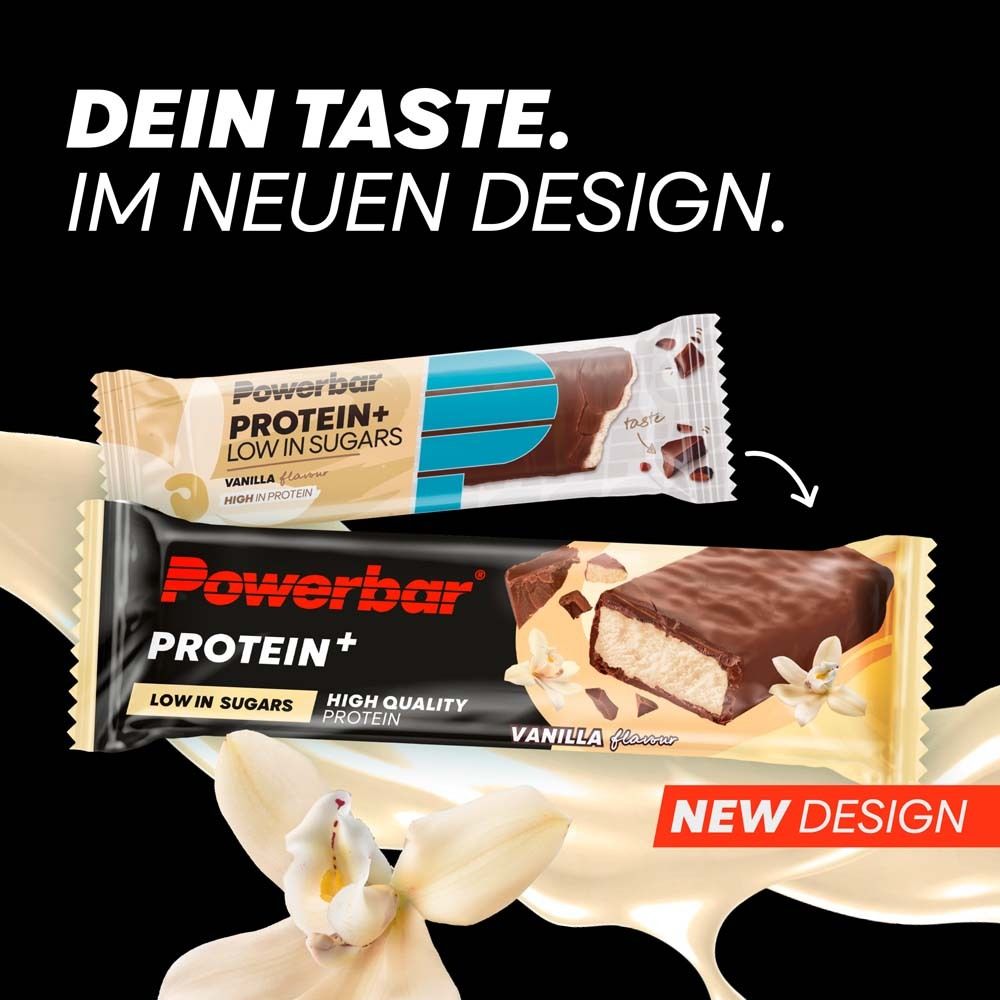 Deux barres POWERBAR® Protein+ vanille. Fond noir avec texte : « DEIN TASTE. IM NEUEN DESIGN. » et « NEW DESIGN ».