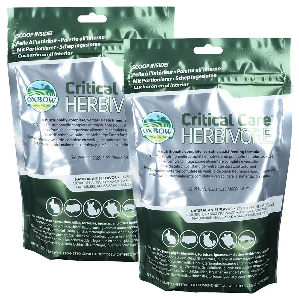 Deux sachets Critical Care Herbivore. Inscription: Oxbow, Natural Anise Flavor. Avec portionneur. Pour lapins, cochons d'Inde, tortues, iguanes.