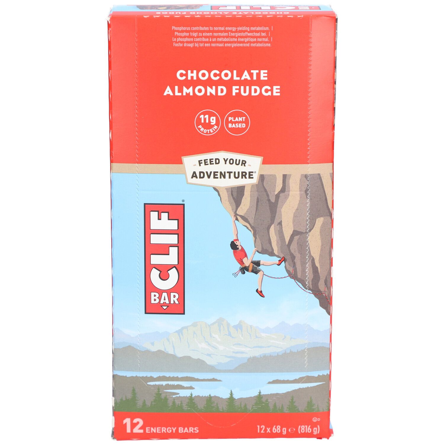 Face avant de l'emballage Clif Bar Chocolate Almond Fudge. Carton rouge avec illustration d'alpiniste et nom du produit.