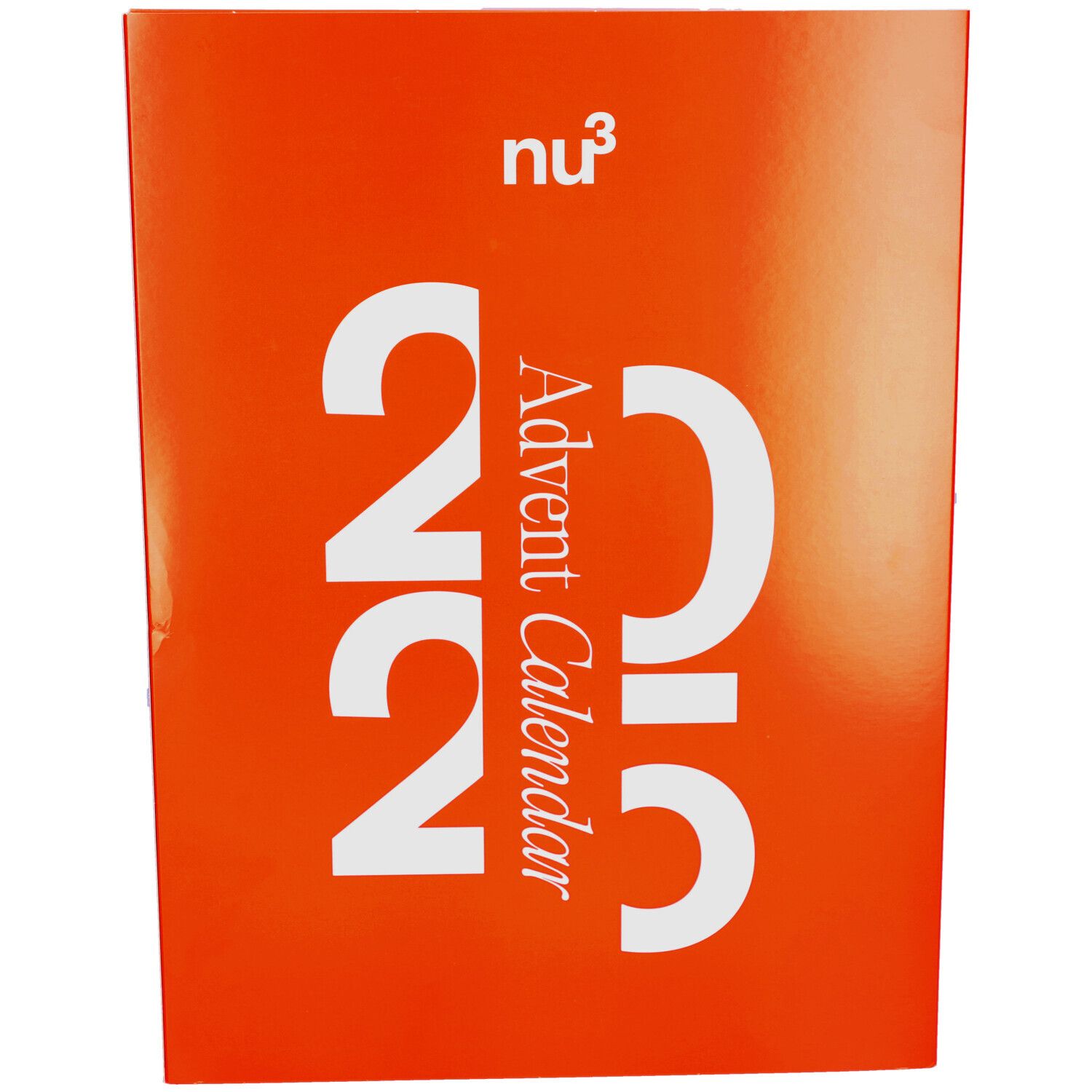Calendrier de l'Avent orange avec inscription blanche : nu3, 2025, Calendrier de l'Avent. Vue en biais.
