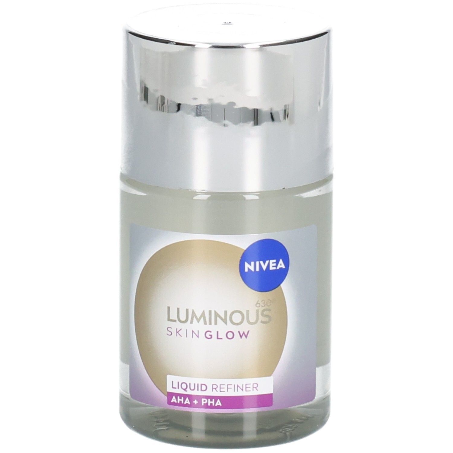 Raffineur liquide avec bouchon argenté. Étiquette NIVEA, LUMINOUS SKIN GLOW et AHA+PHA. Verre clair.