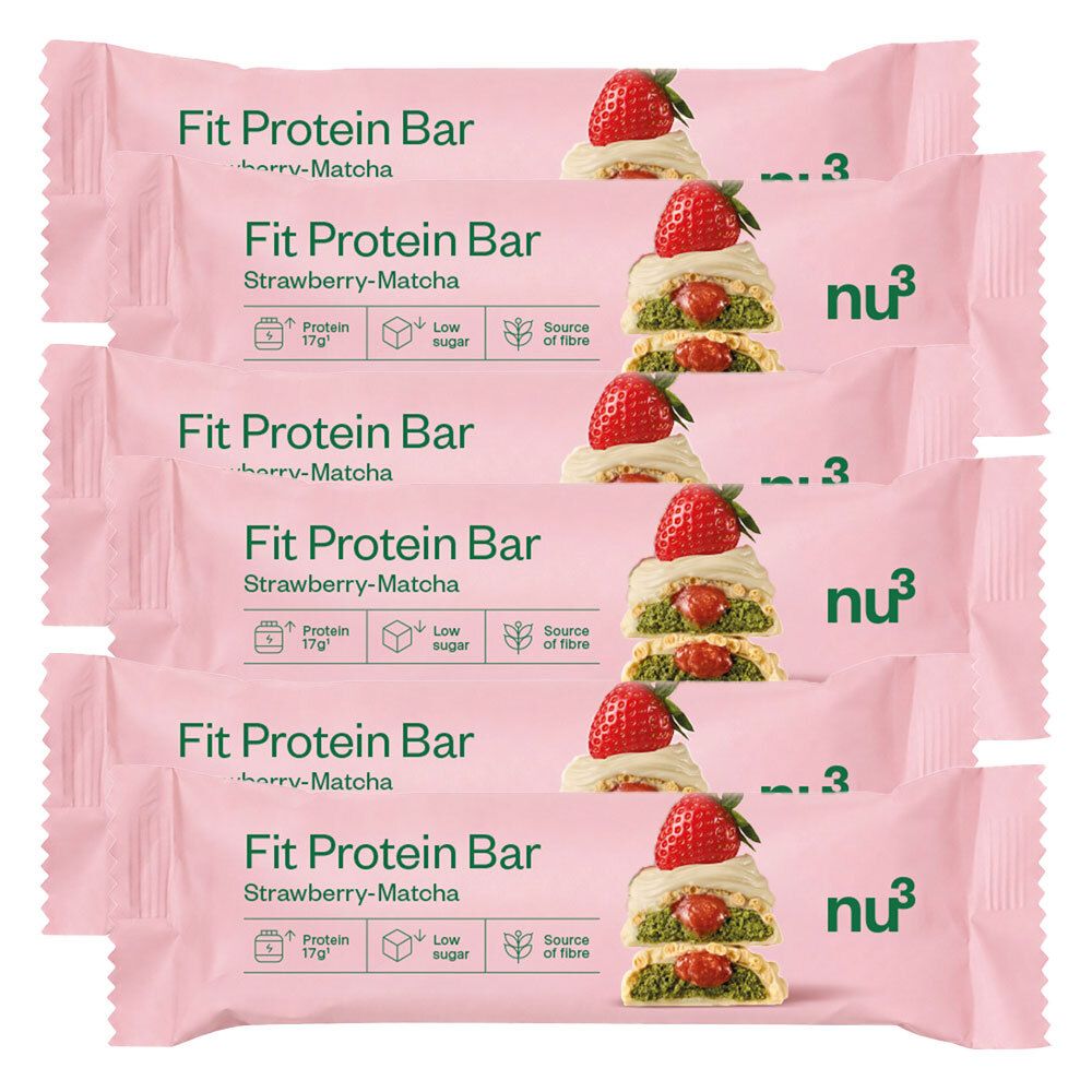 Cinq barres protéinées nu3 Fit saveur Fraise-Matcha, emballées individuellement.