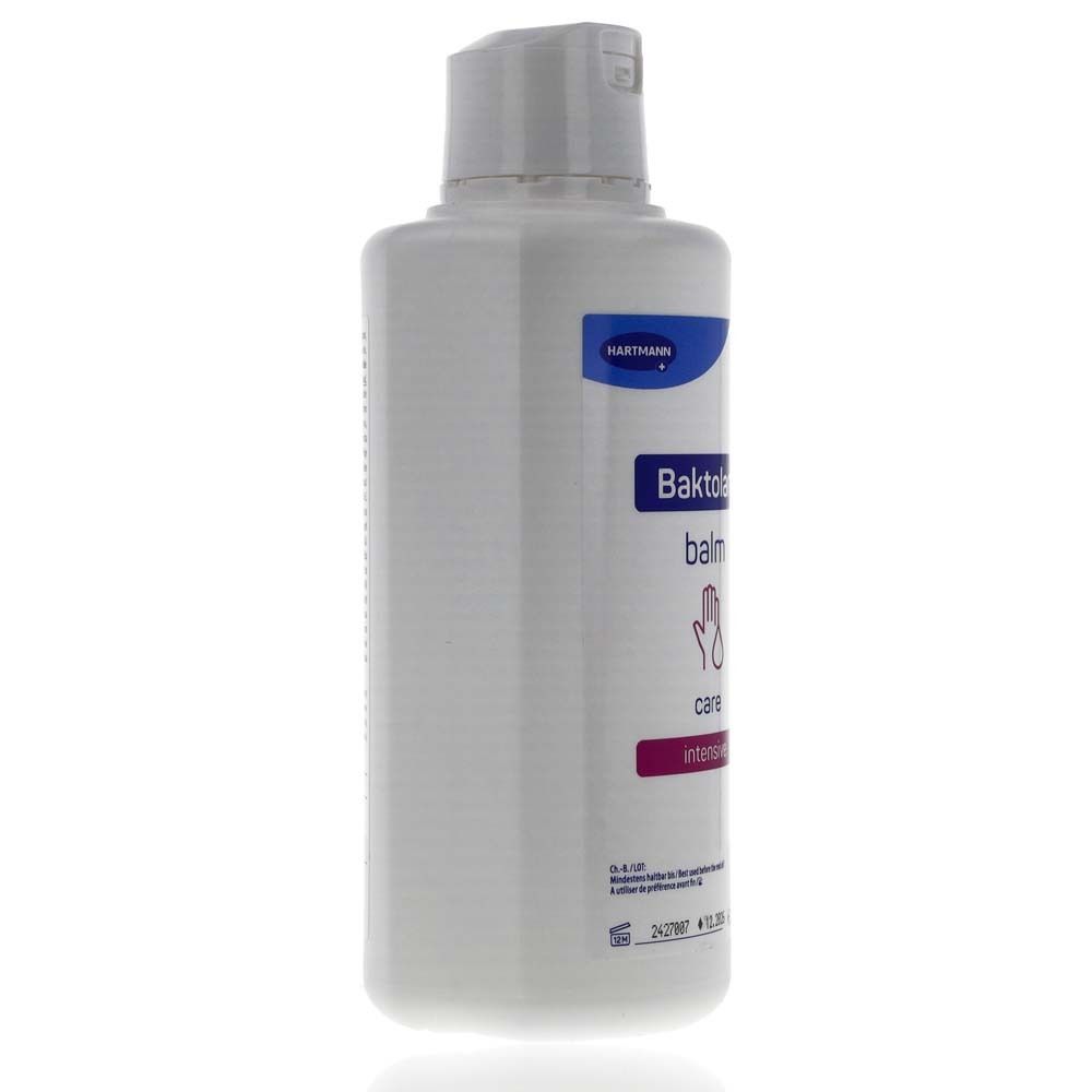 Flacon blanc, vue latérale. Étiquette bleue avec inscription Baktolan balm care. Logo Hartmann.