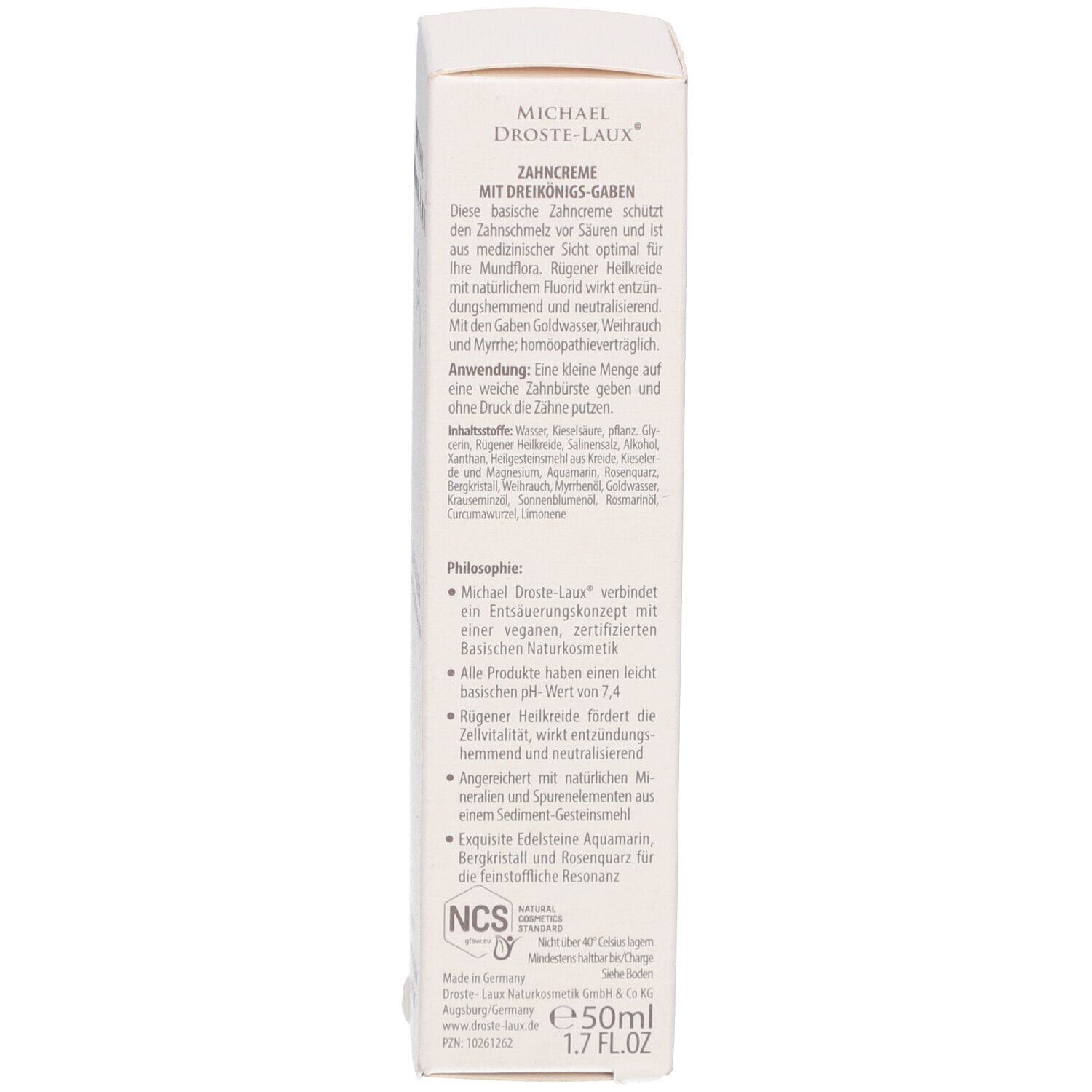 Côté droit de la boîte de dentifrice. Texte: Dentifrice avec les dons des Rois Mages. Utilisation, ingrédients, philosophie, certifications, 50ml.