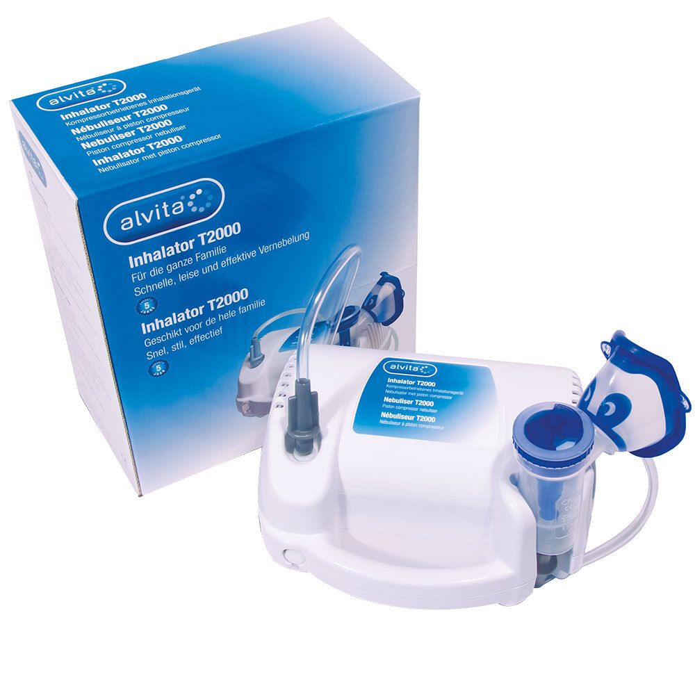 Inhalateur T2000 avec emballage. Base blanche et bleue, masque, tube. Emballage bleu avec nom et logo du produit.