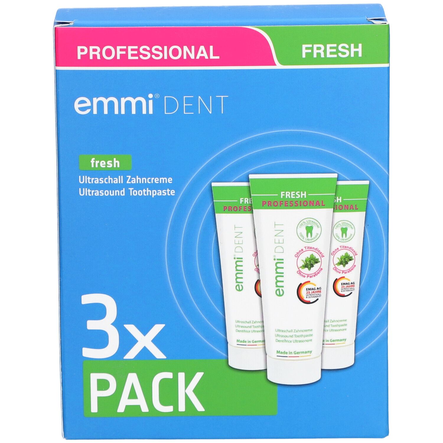 Boîte bleue avec trois tubes de dentifrice. Inscription : emmi-dent, fresh, 3x PACK. Design menthe.