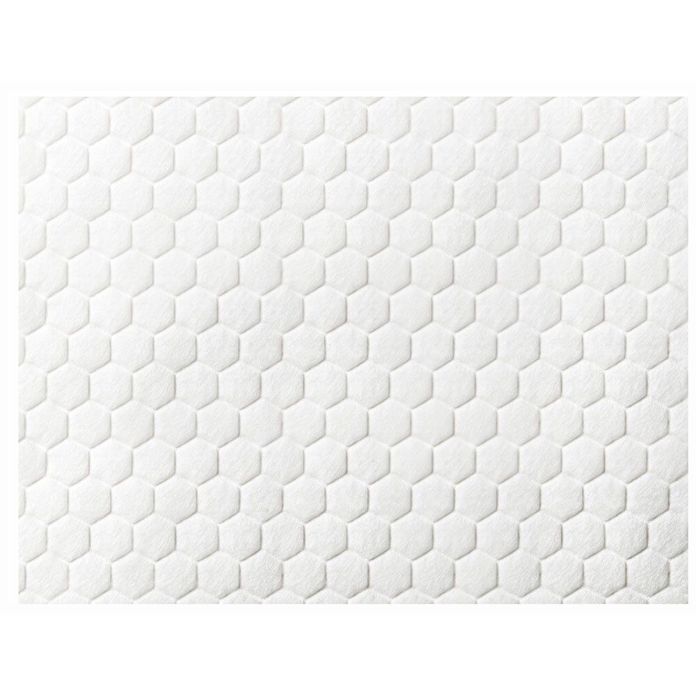 Pansement blanc à motif hexagonal.