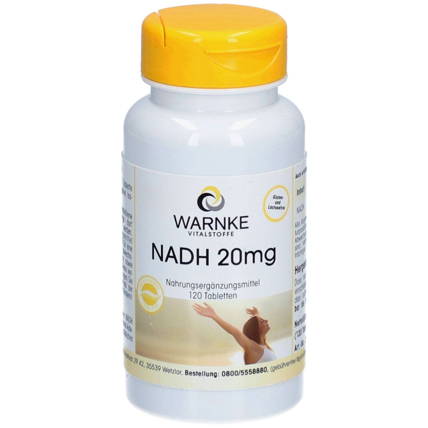Flacon blanc à bouchon jaune. Inscription: WARNKE, NADH 20mg, 120 comprimés. Complément alimentaire. Femme avec les bras levés.