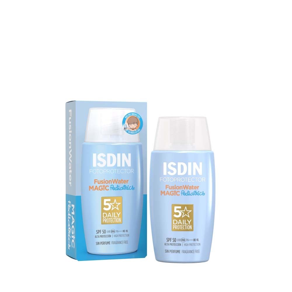 Deux flacons bleus ISDIN FusionWater Magic Pediatrics et une boîte.