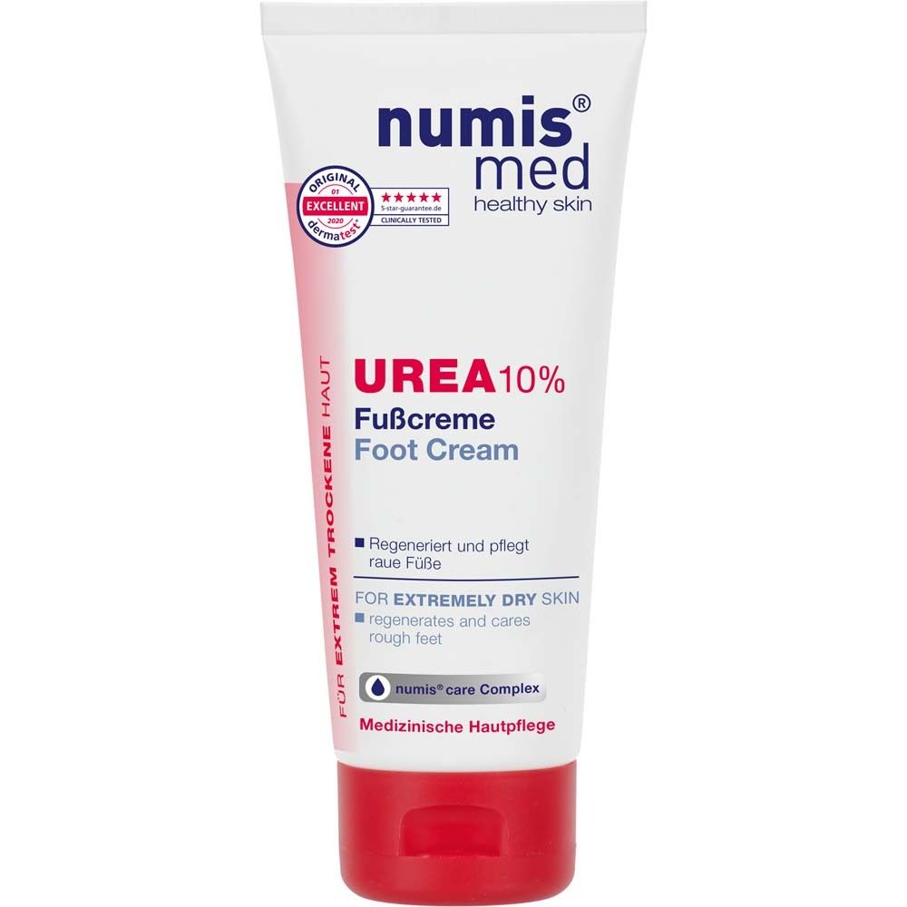Tube de crème pour les pieds avec bouchon rouge. Inscription: numis med UREA 10% Fußcreme. Pour peau très sèche.