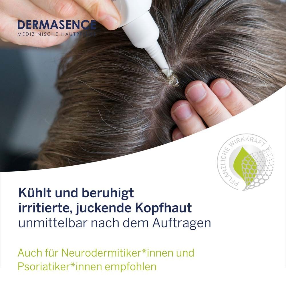 Femme avec produit. DERMASENCE Polaneth Liquid et verre. Texte: Beugt bei täglicher Anwendung neuem Juckreiz vor.