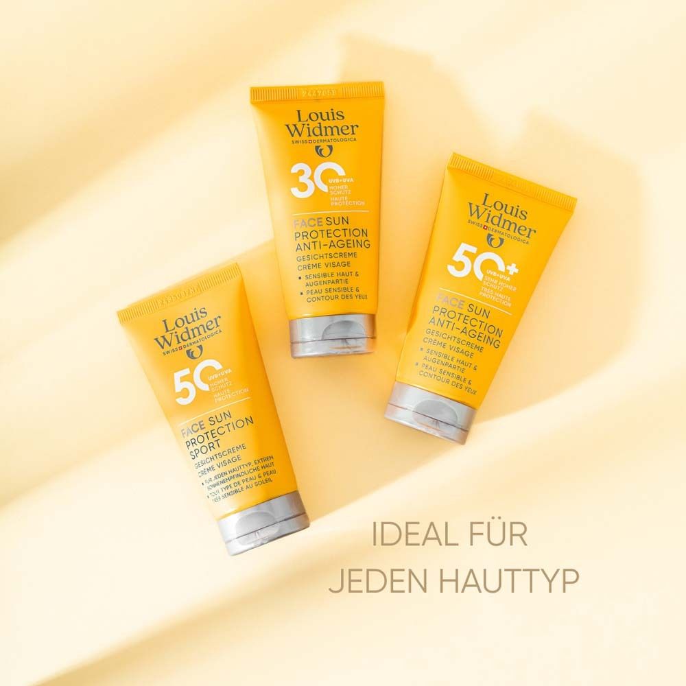 Trois tubes jaunes Louis Widmer Sun Protection. 50+, 30, 50+. Idéal pour tous types de peau. Crème visage.