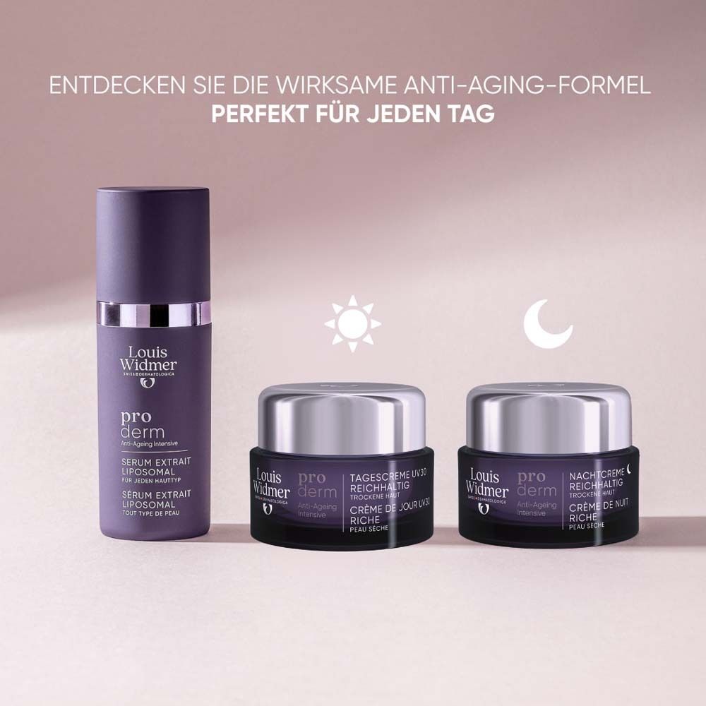 Trois produits: sérum, crème de jour et crème de nuit. Inscription: Louis Widmer, pro derm.