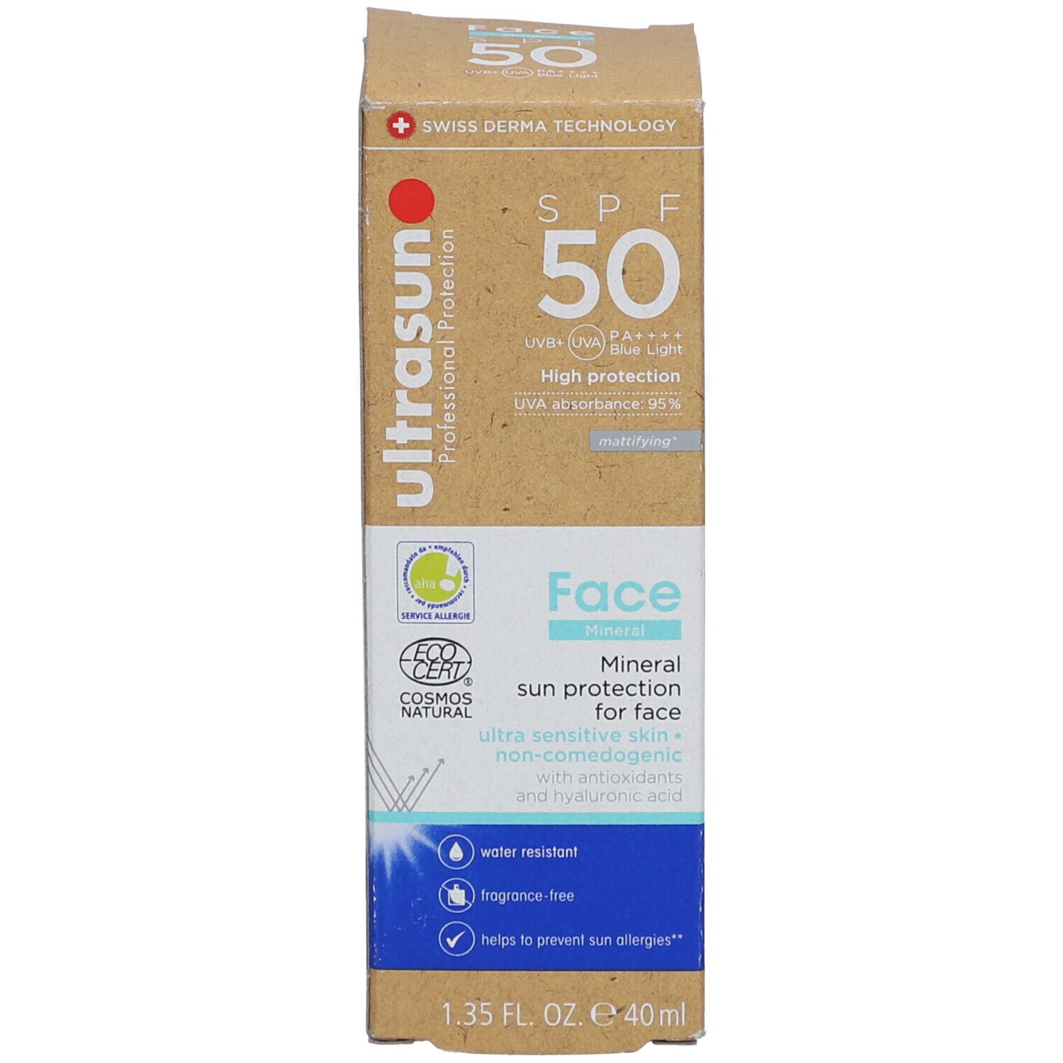 Face avant de l'emballage en carton. Montre une protection solaire pour le visage, SPF 50. Certifié COSMOS NATURAL et marque d'allergie.