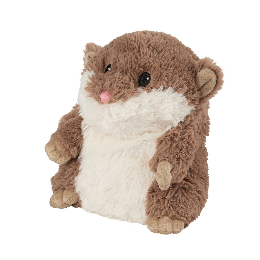 Peluche hamster marron, vue de côté. Ventre crème et nez rose. Oreilles et pattes marron clair. Yeux noirs.