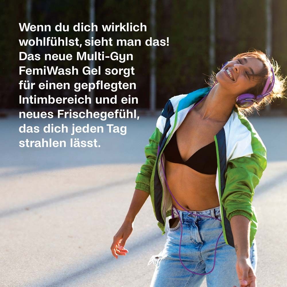 Jeune femme souriante avec un casque. Texte: Multi-Gyn FemiWash Gel pour une zone intime soignée et une sensation de fraîcheur.