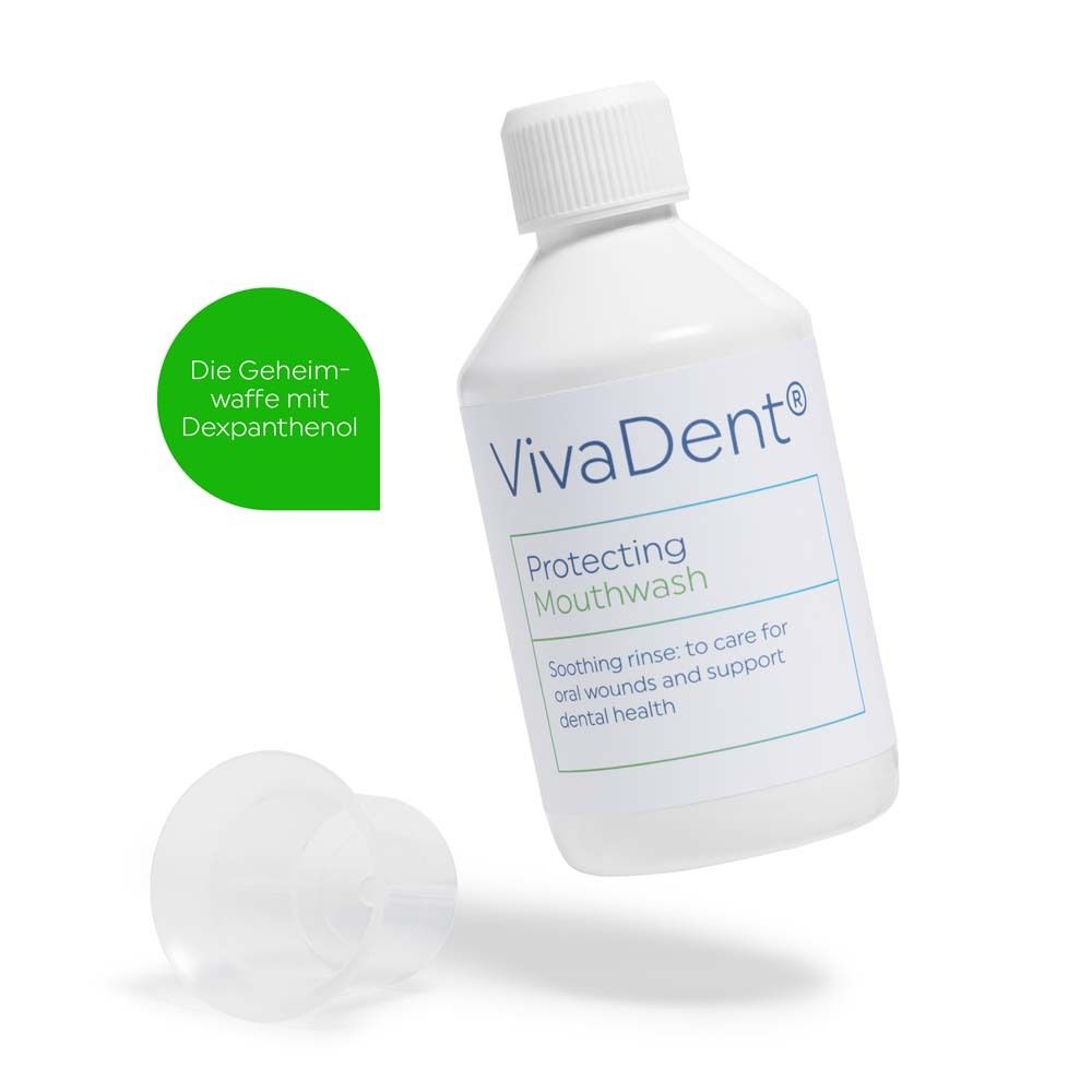 Bouteille blanche VivaDent Protecting Mouthwash avec bouchon et gobelet doseur séparé. Autocollant vert avec texte.