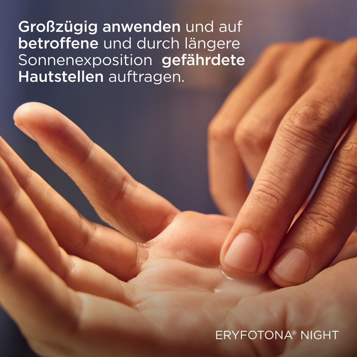 Mains appliquant ISDIN Eryfotona Night Ultra Fluid. Texte : Appliquer généreusement sur les zones concernées.