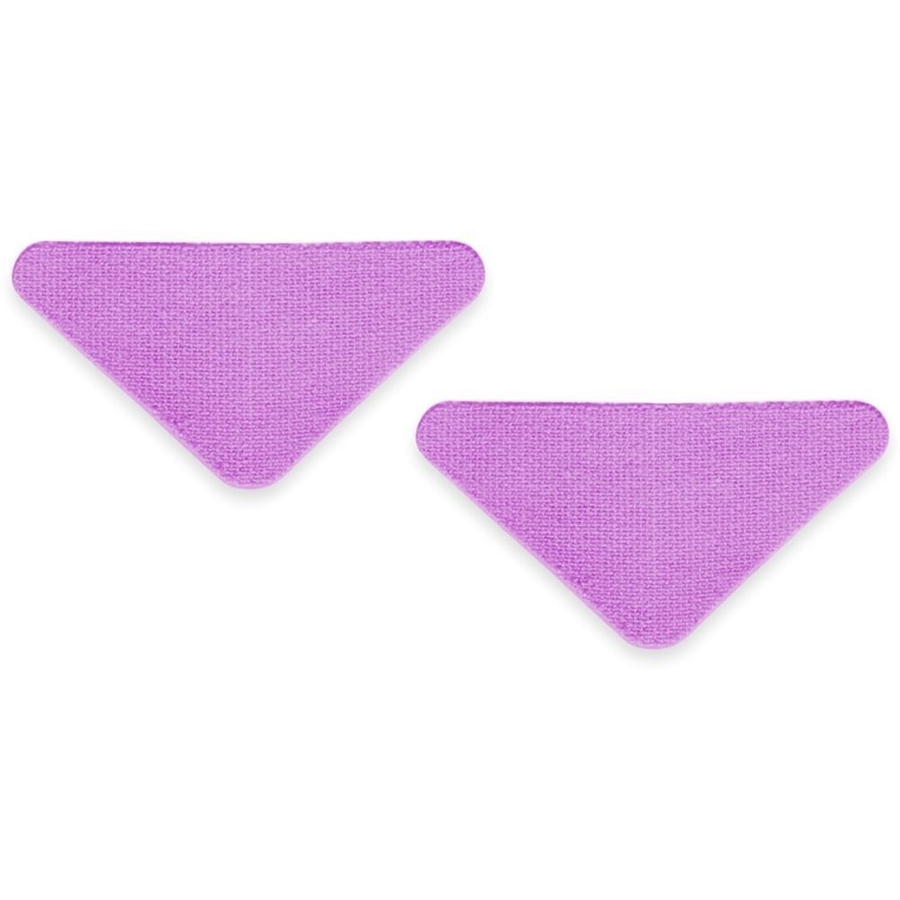Deux patchs faciaux violets triangulaires. Nom du produit non visible.