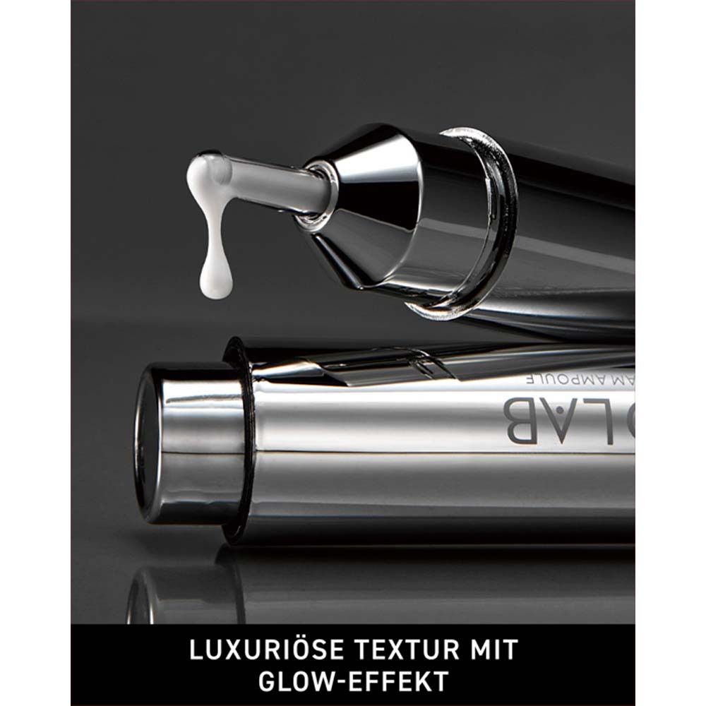Applicateur argenté. La crème coule. Texte: texture luxueuse avec effet éclat.