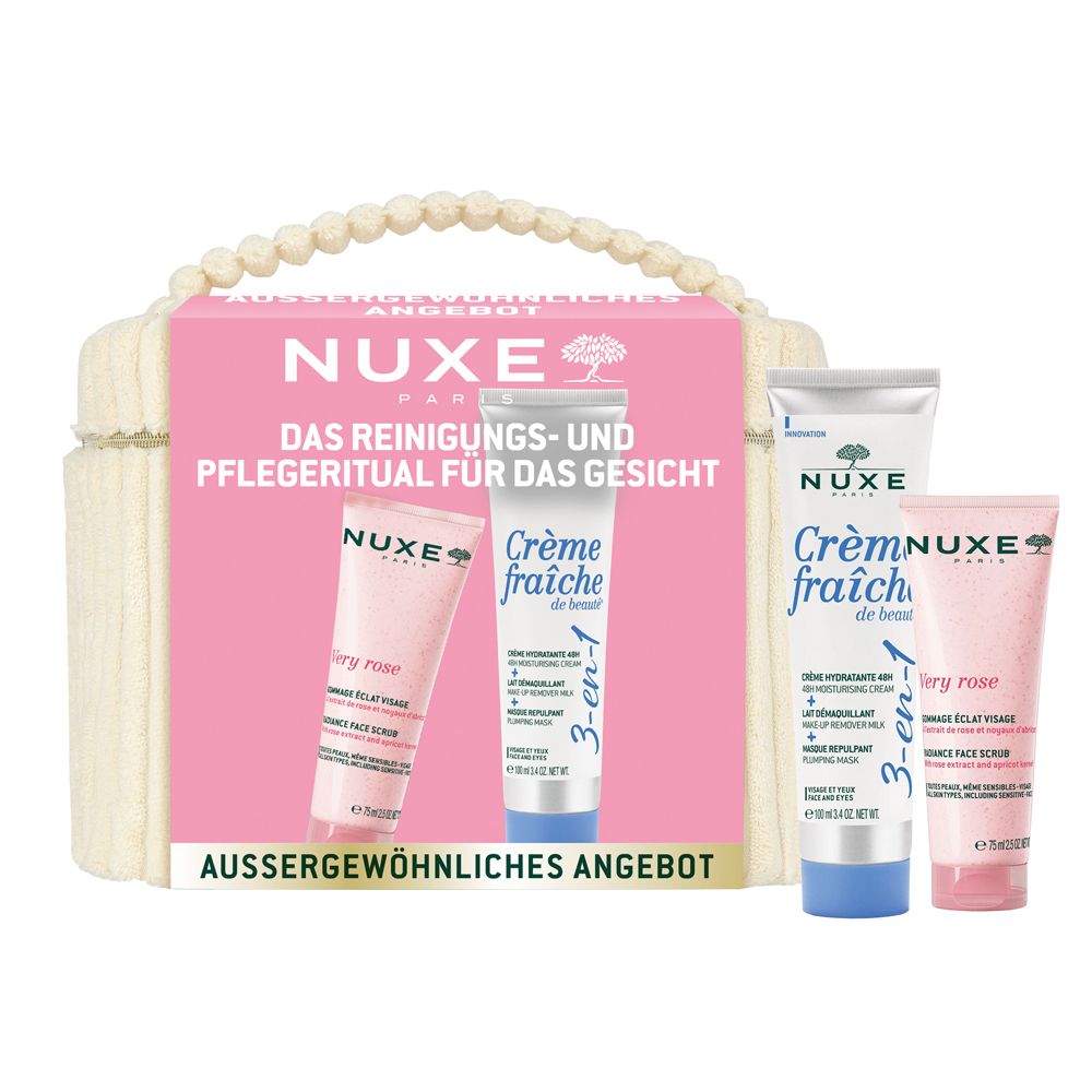 Set Nuxe avec trousse de toilette et deux produits de nettoyage pour le visage.