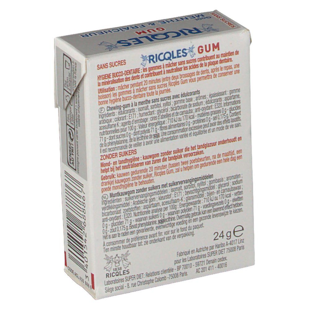Dos du paquet de chewing-gum. Texte multilingue. Contient des informations sur les ingrédients et la valeur nutritionnelle. Poids: 24g.