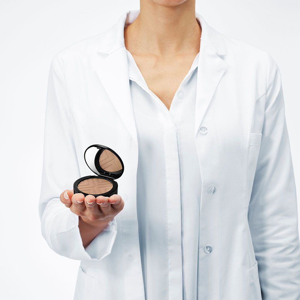 Dermablend Covermatte Fond de teint poudre compacte  9,5g - Teinte 45 GOLD