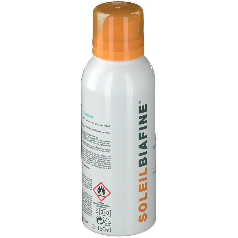 Spray solaire blanc, bouchon orange. Inscription : SOLEIL BIAFINE. Contient 150 ml. Avertissement : facilement inflammable.