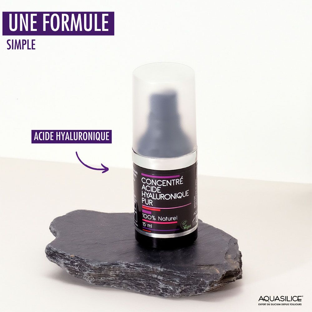 Flacon sur pierre, avec texte "Une Formule Simple" et "Acide Hyaluronique".